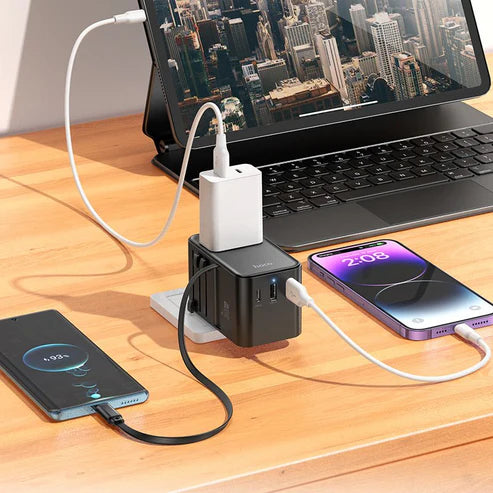 Hoco AC18 Universal Charger with Retractable Cable